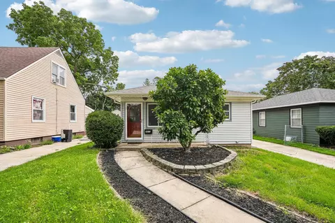 2617 Coolidge, Racine, WI 53403