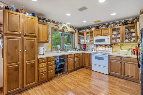Kitchen - n3050 County Road S, Mitchell, WI 53011 photo 1 of 5