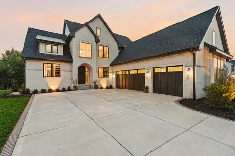 w184n5135 Sunrise, Menomonee Falls, WI 53051