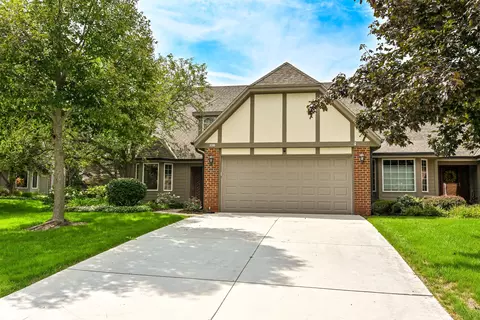 645 Willowick #A, Brookfield, WI 53045