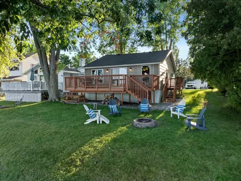 w1039 Southwest Circle Drive, Marshfield, WI 53079