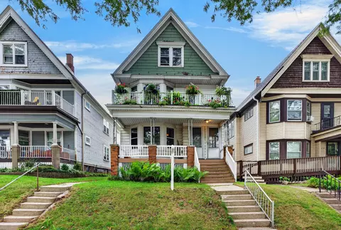 2745 N Humboldt #2747, Milwaukee, WI 53212