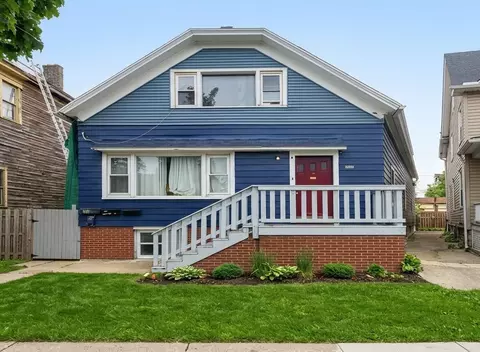 1327 W W Orch, Milwaukee, WI 53204