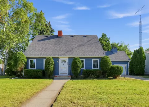 2605 James, Racine, WI 53403
