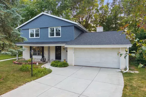 w53n849 Castle, Cedarburg, WI 53012