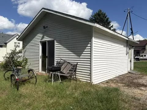126 S Nebraska, Horicon, WI 53032