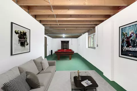 250 N 115th, Wauwatosa, WI 53226