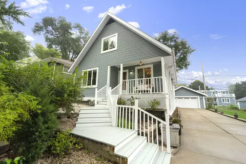 250 N 115th, Wauwatosa, WI 53226