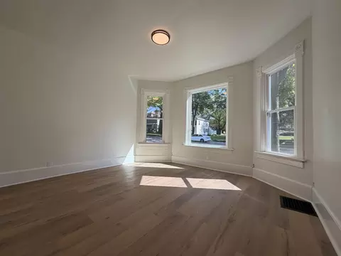 Living - 59 E Walworth, Delavan, WI 53115 photo 2 of 5