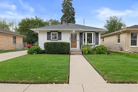 2317 Gillen, Racine, WI 53403