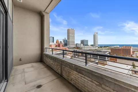 320 E Buffalo #804, Milwaukee, WI 53202
