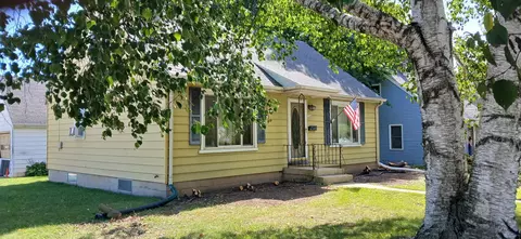 1104 6th, Grafton, WI 53024