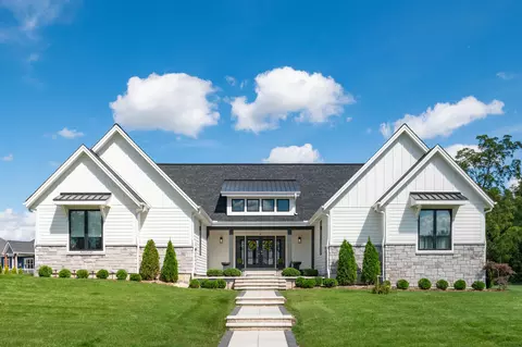 s3754w274 Legend Clubs, Waukesha, WI 53189