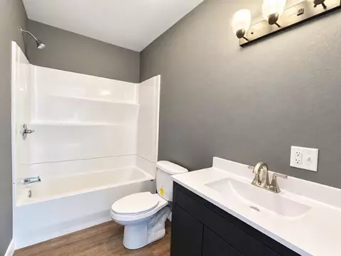 Bath - 415 Main, Eitzen, MN 55931 photo 1 of 1