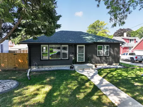 3049 S 31st, Milwaukee, WI 53215