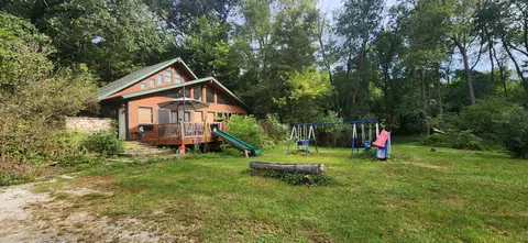 n6790 Tippecanoe Trail, Sugar Creek, WI 53121