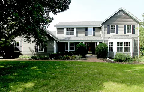 10205 N Kenilworth, Mequon, WI 53092