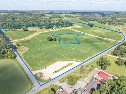 lot5 Runway, Viroqua, WI 54665 photo 2