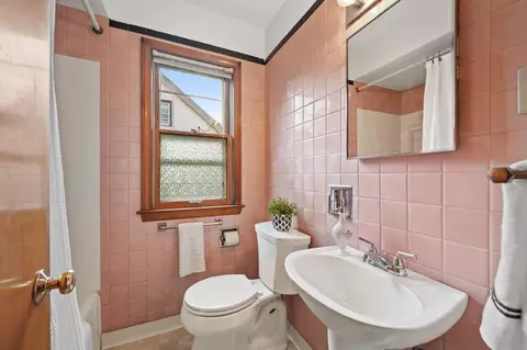 Bath - 3876 E Morris, Cudahy, WI 53110 photo 2 of 2