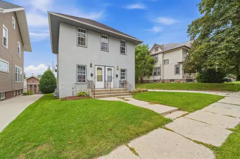 217 Leavens #219, Sheboygan Falls, WI 53085