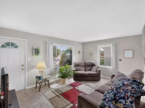 6829 W Arthur, West Allis, WI 53219