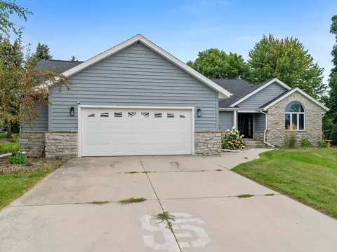 803 Woodview, Sheboygan Falls, WI 53085