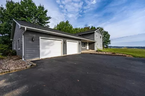 w28184 Bills Valley Road, Arcadia, WI 54612