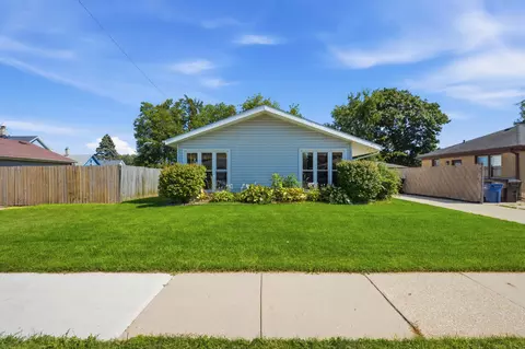1315 Owen, Racine, WI 53404