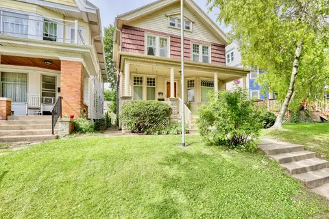 2851 S Lenox, Milwaukee, WI 53207