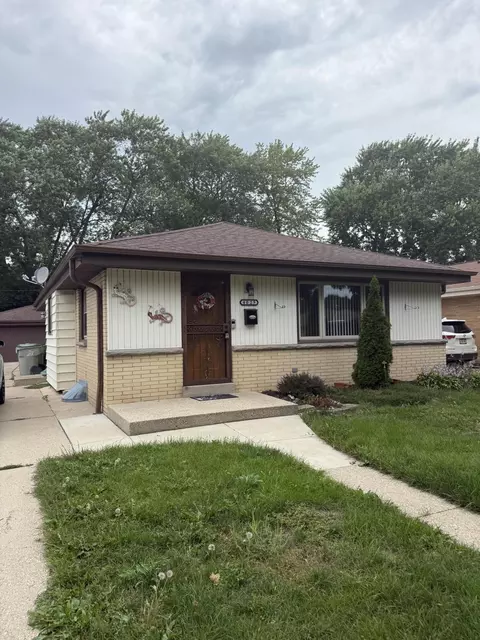 4029 N 72nd, Milwaukee, WI 53216
