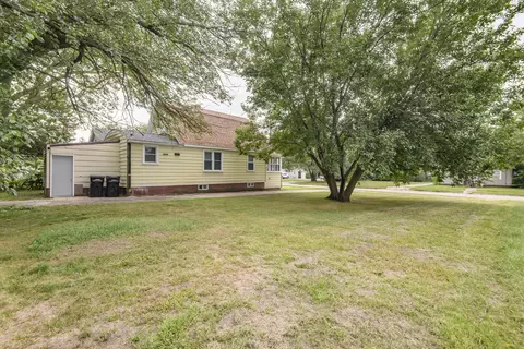 Exterior - 923 Randall, Beloit, WI 53511 photo 3 of 8