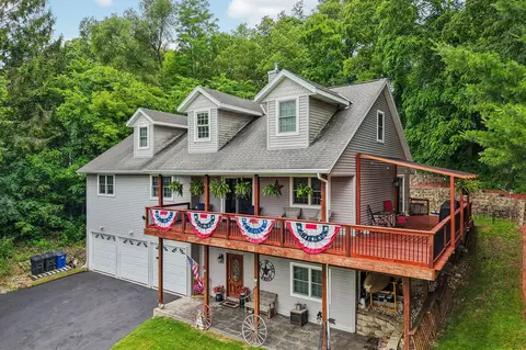 7920 Greendale, Burlington, WI 53105