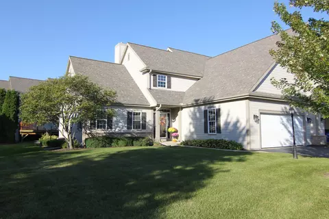 1760 Woodland, Slinger, WI 53086