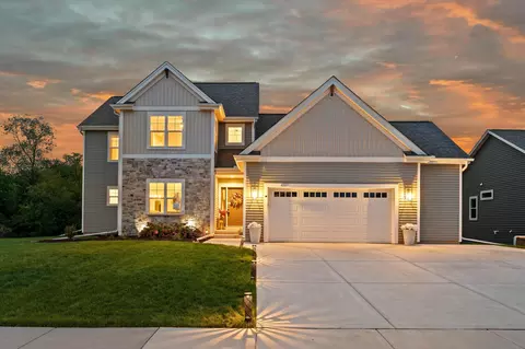 923 Kohlwey, Grafton, WI 53024