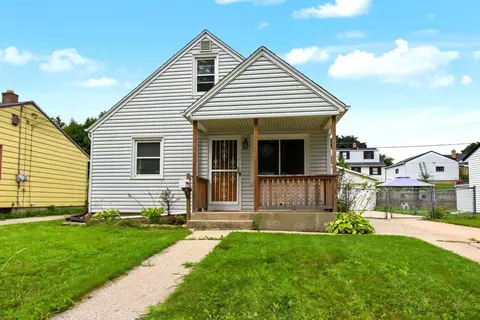 8048 W Herbert, Milwaukee, WI 53218