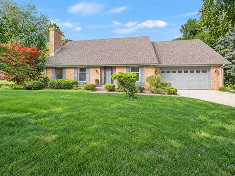 1530 W Zedler, Mequon, WI 53092