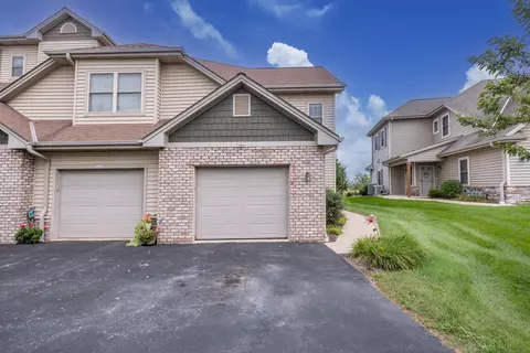 1680 New Port Vis, Grafton, WI 53024