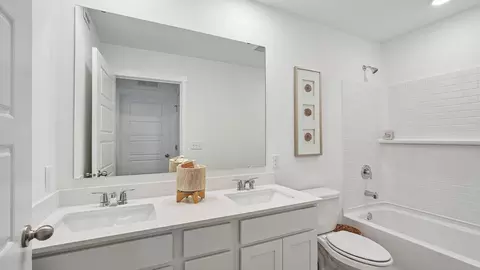 Bath - 778 Concord #A, Burlington, WI 53105 photo 1 of 3