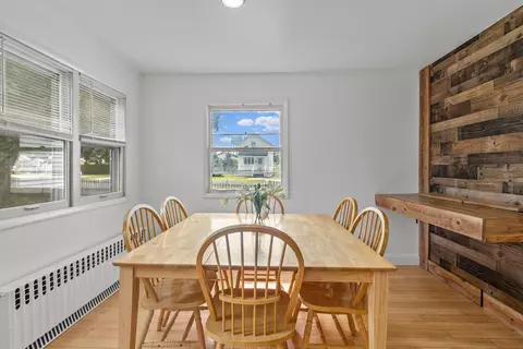 Dining - 107 N Harrison, Delavan, WI 53115 photo 1 of 6