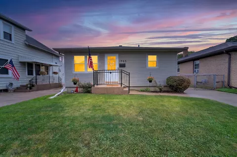 1945 Case, Racine, WI 53403