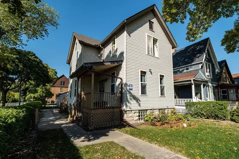 201 N 36th, Milwaukee, WI 53208