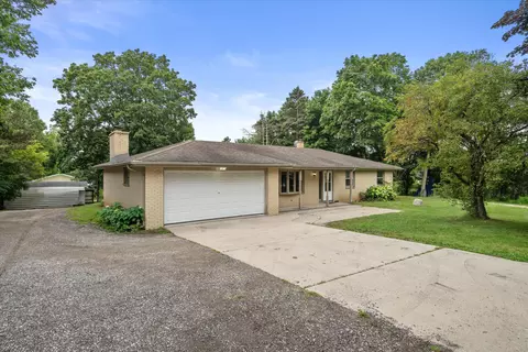 1525 County Highway A, Farmington, WI 53090