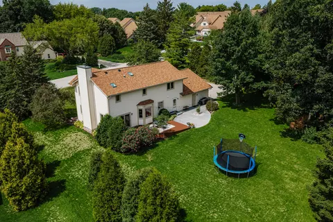 View/Area - w237n3390 Five Flds, Pewaukee, WI 53072 photo 4 of 4