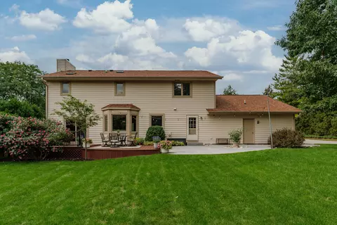 Exterior - w237n3390 Five Flds, Pewaukee, WI 53072 photo 5 of 9