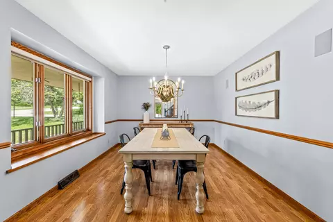 Dining - w237n3390 Five Flds, Pewaukee, WI 53072 photo 1 of 2