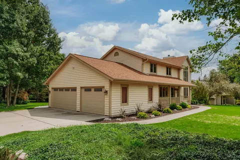 Exterior - w237n3390 Five Flds, Pewaukee, WI 53072 photo 9 of 9