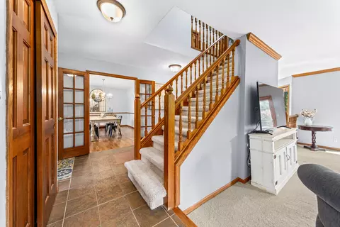 Entry Way - w237n3390 Five Flds, Pewaukee, WI 53072 photo 1 of 3