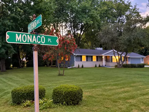 5565 S Monaco, Hales Corners, WI 53130