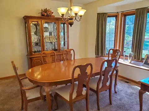 Dining - s89w34740 Eagle, Eagle, WI 53119 photo 3 of 3