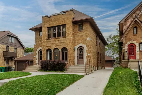 1606 E Newton #1608, Shorewood, WI 53211